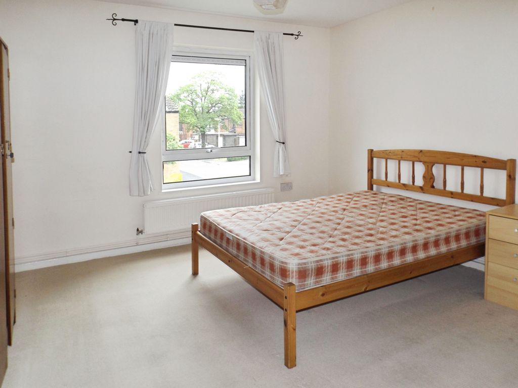 Property photo 2 of 4