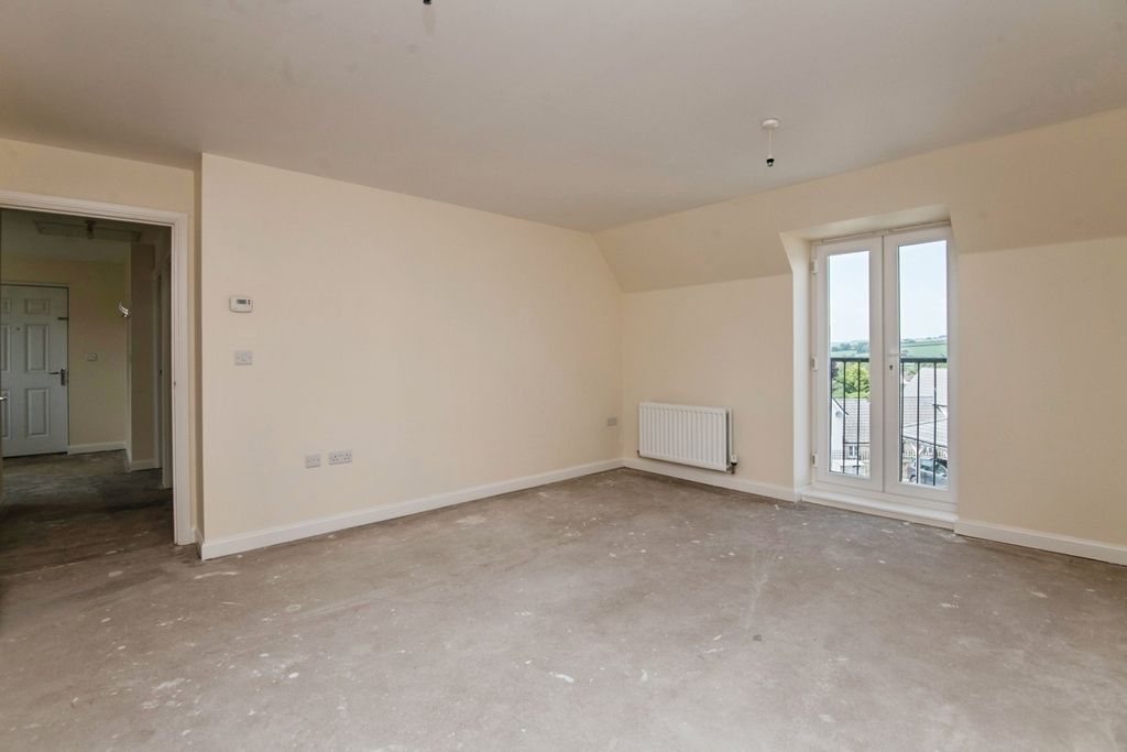 Property photo 2 of 13 Photo