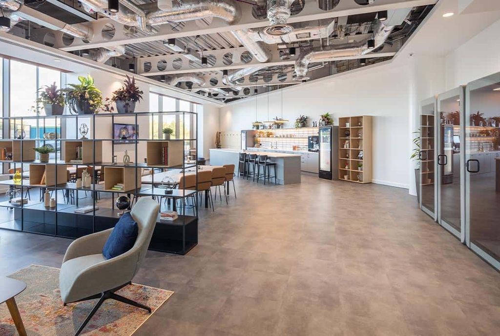 Property photo 2 of 6 Breakout Space