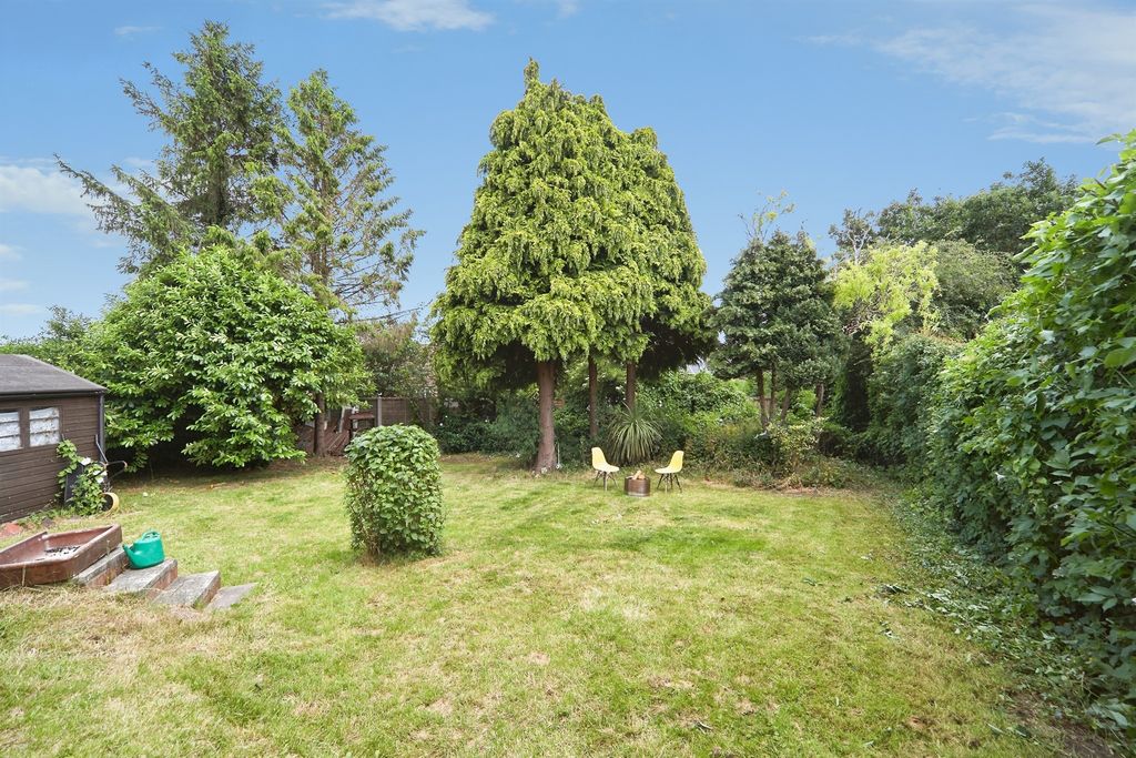 Property photo 2 of 18
