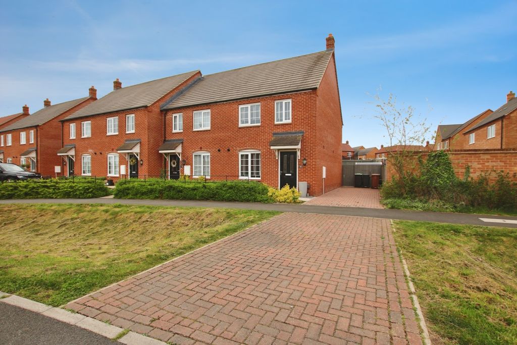 Property photo 1 of 20 5068180