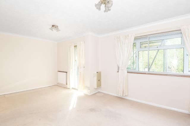 Property photo 3 of 8 Reception Room