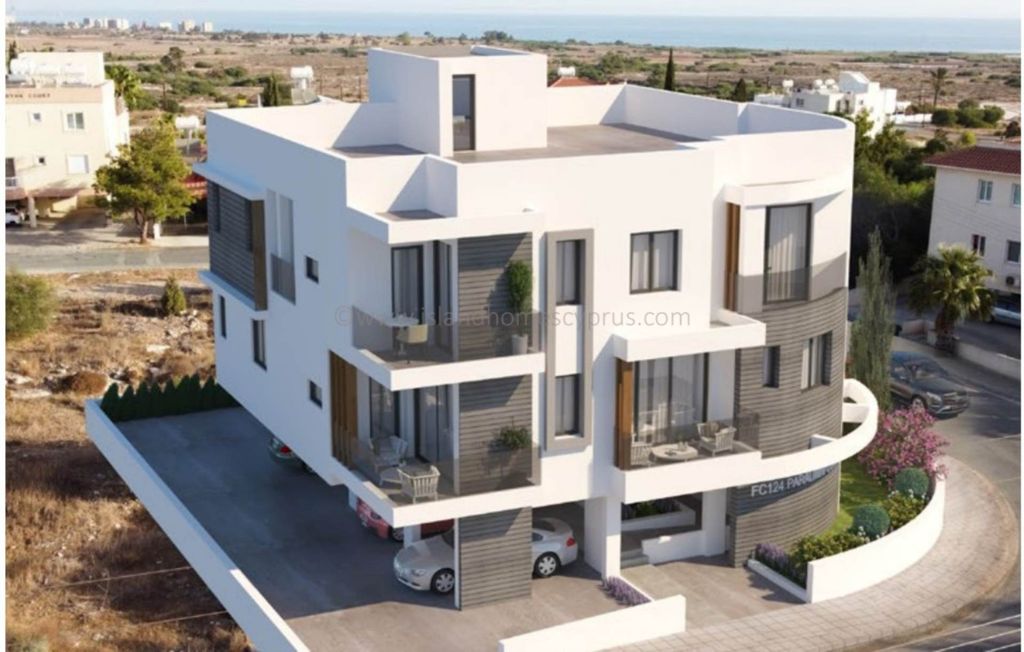 Property photo 3 of 5