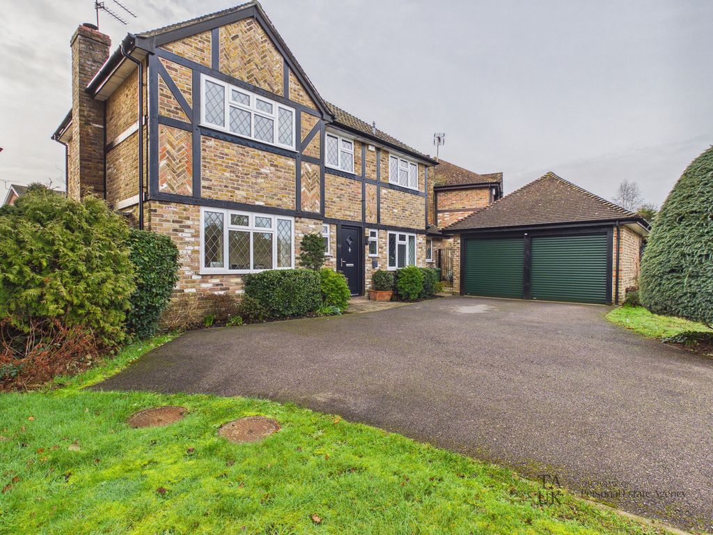 Property photo 1 of 24