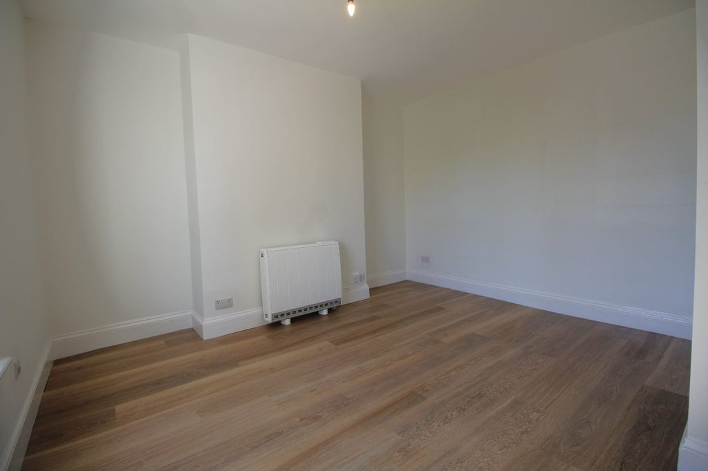 Property photo 2 of 6 Picture No. 03