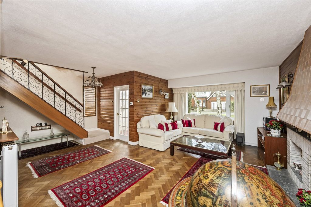 Property photo 2 of 18 Picture No. 10