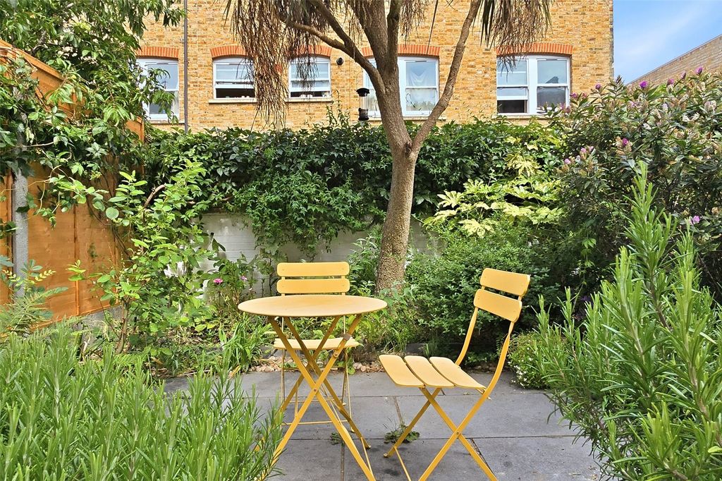 Property photo 2 of 18 Picture No. 05