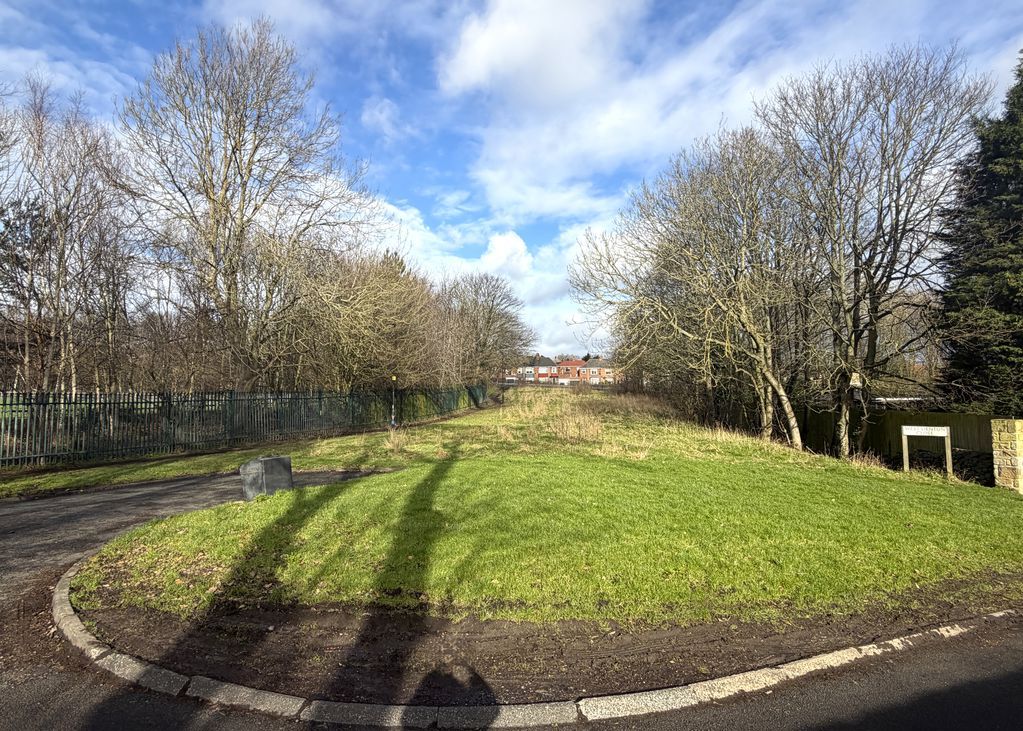 Property photo 2 of 11 Photo 3