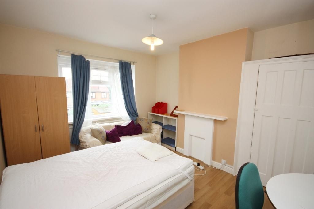 Property photo 2 of 4