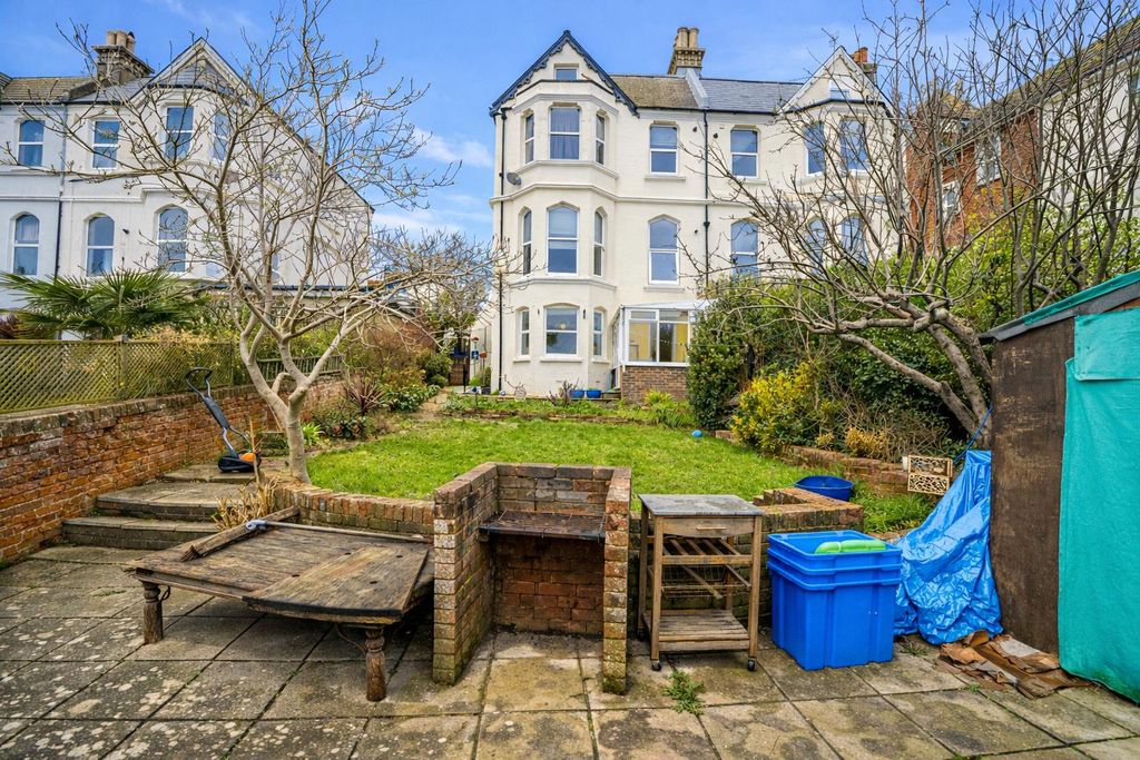 Property photo 1 of 18 Bac8019d-3672-40d6-9d19-916Be6F6631d.Png