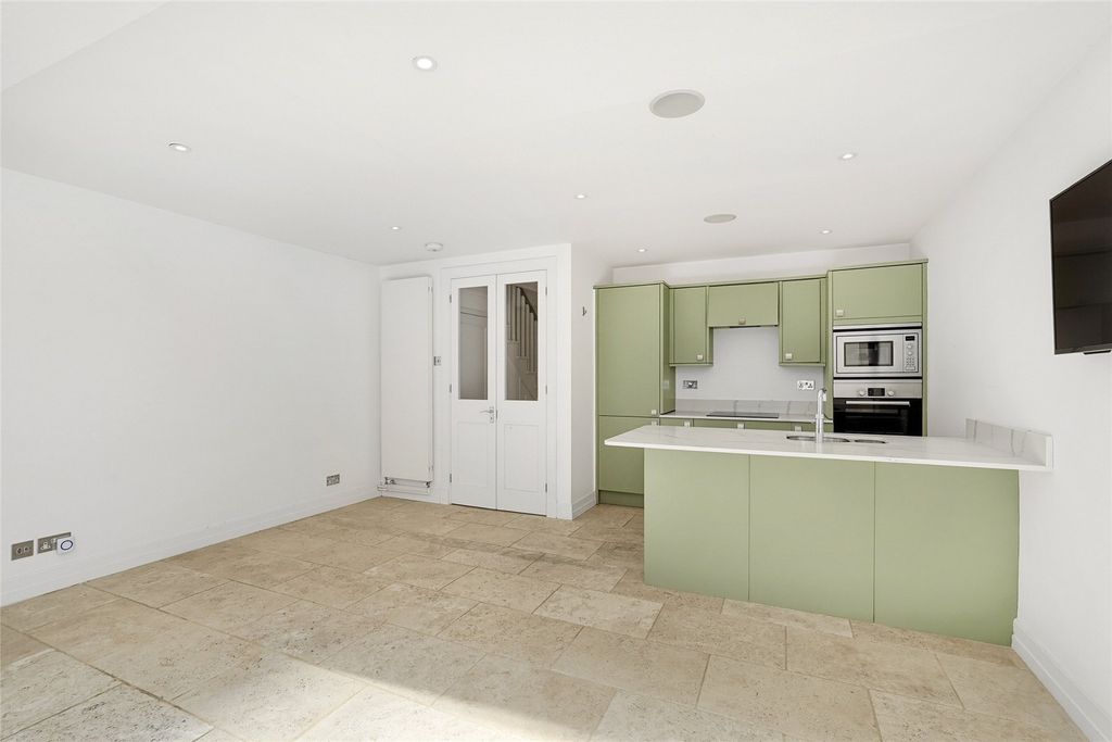 Property photo 2 of 13 Picture No. 06