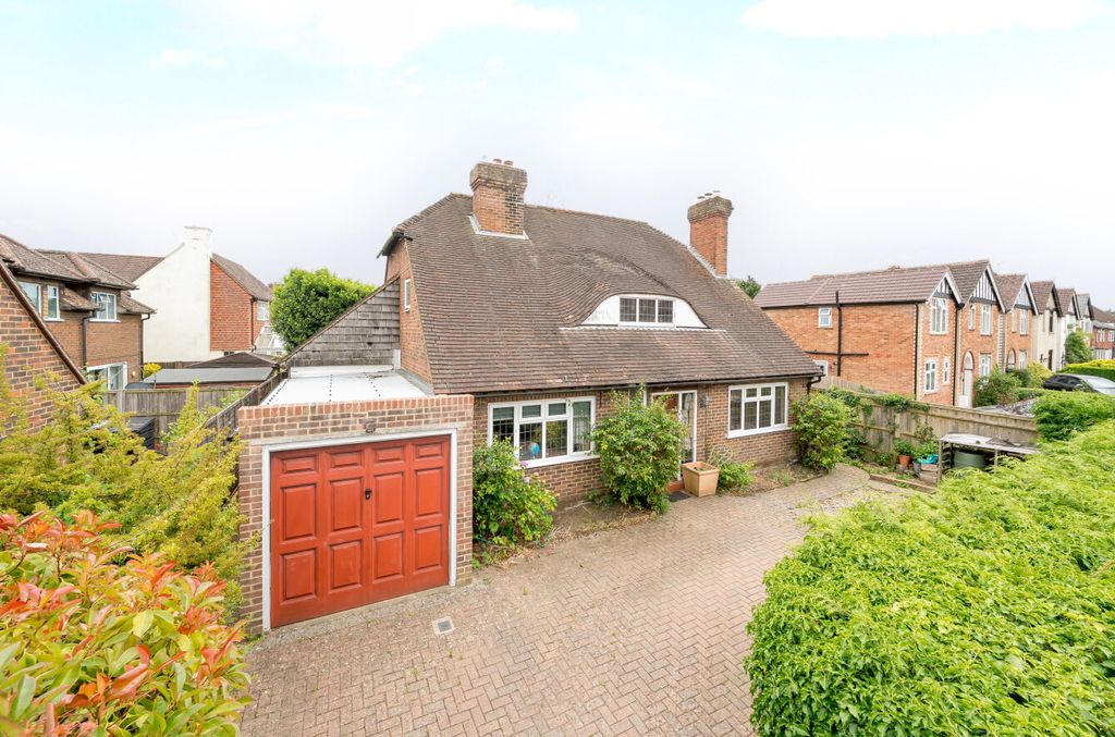 Property photo 1 of 22 1307257-1-6855Bca...