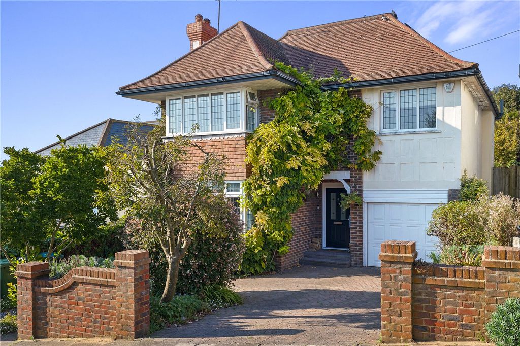 Property photo 1 of 33 Picture No. 35
