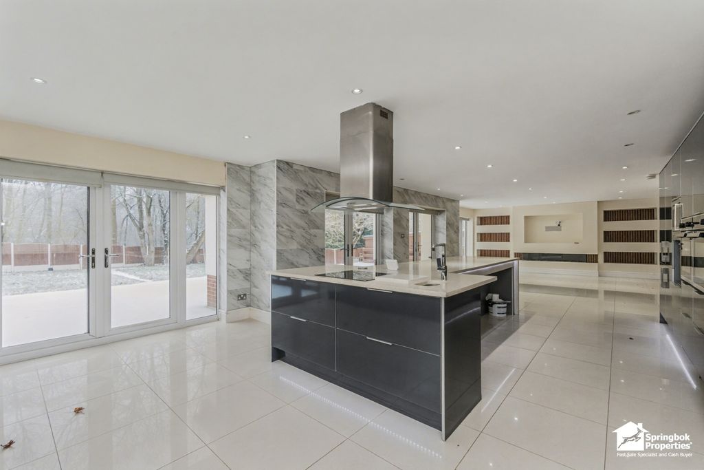 Property photo 2 of 24 Image 1