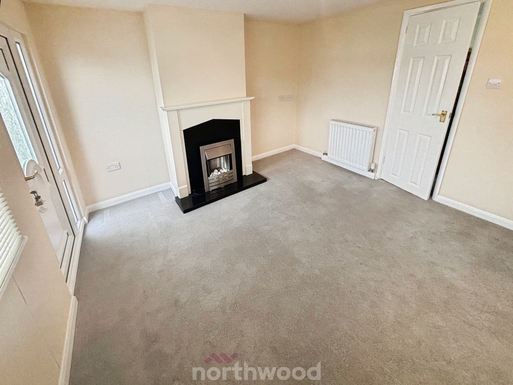 Property photo 2 of 25