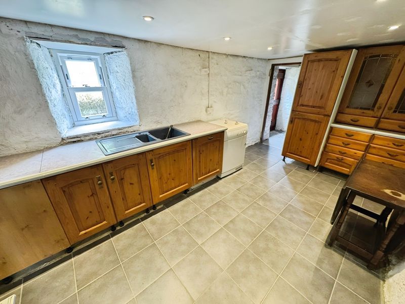 Property photo 3 of 13 Photo 10