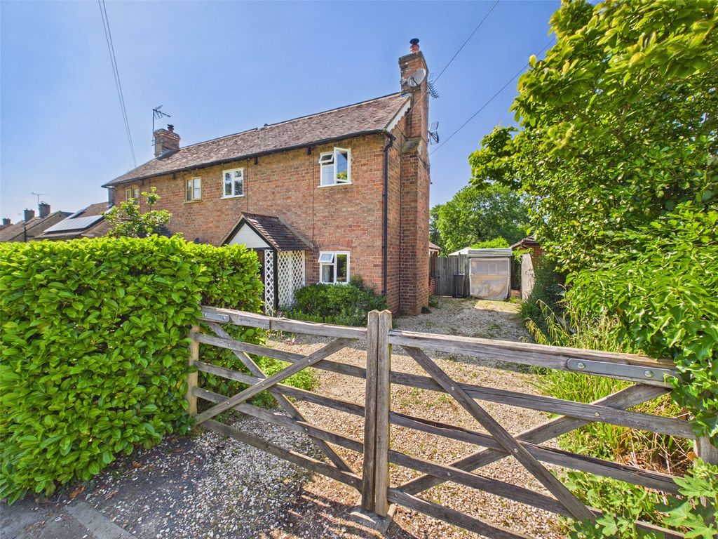 Property photo 1 of 21 Picture No. 11