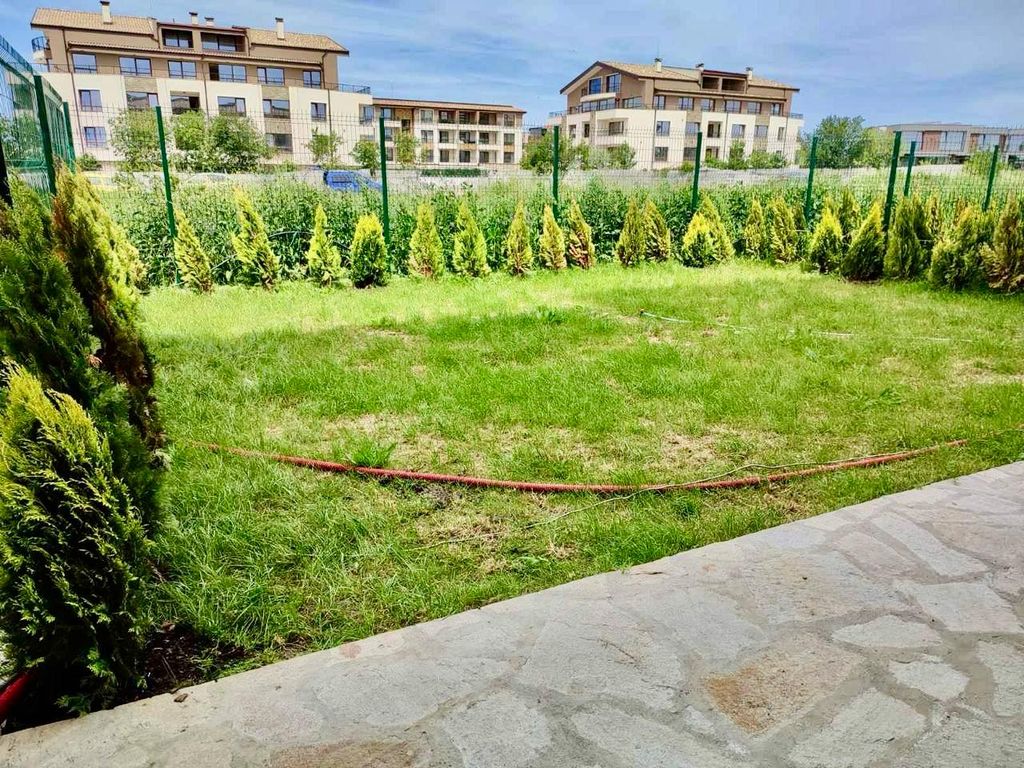 Property photo 3 of 19