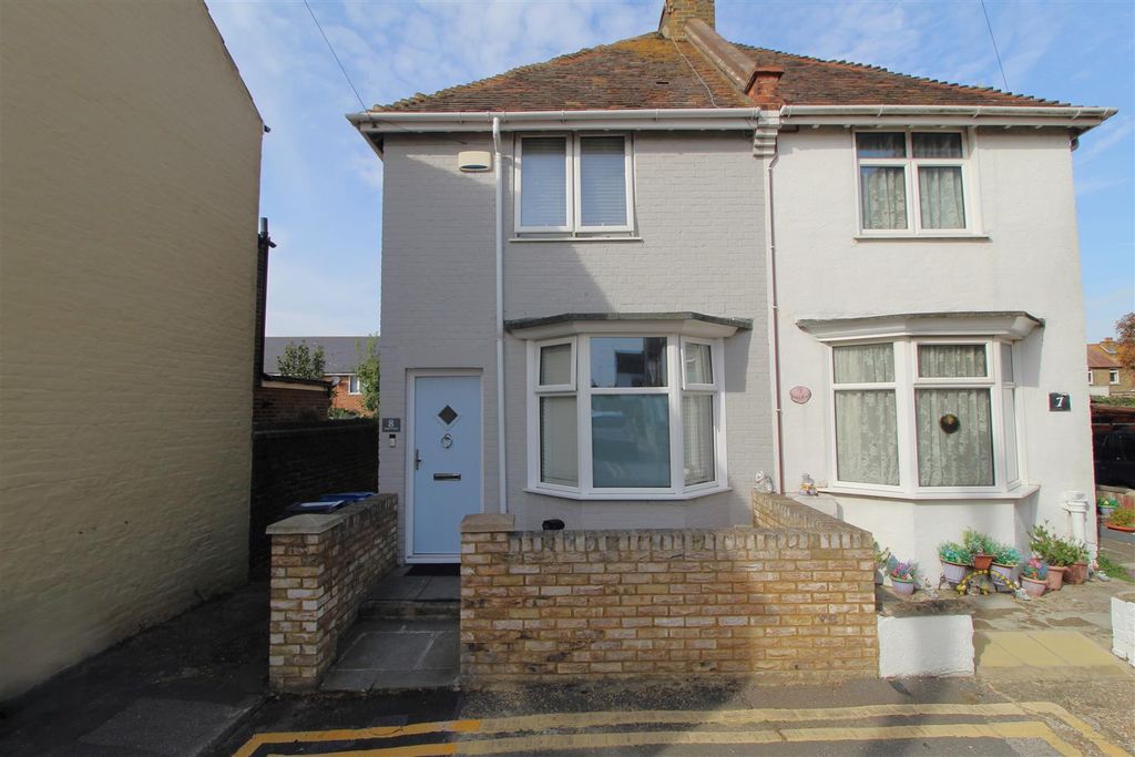 Property photo 2 of 11 Img_9455.Jpg