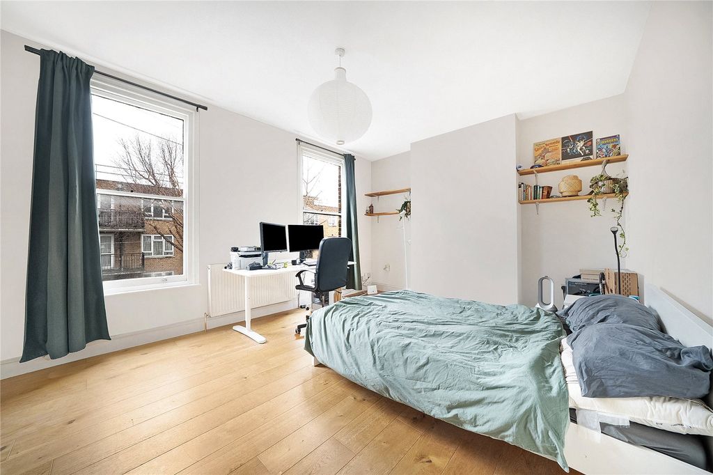 Property photo 2 of 13 Picture No. 08