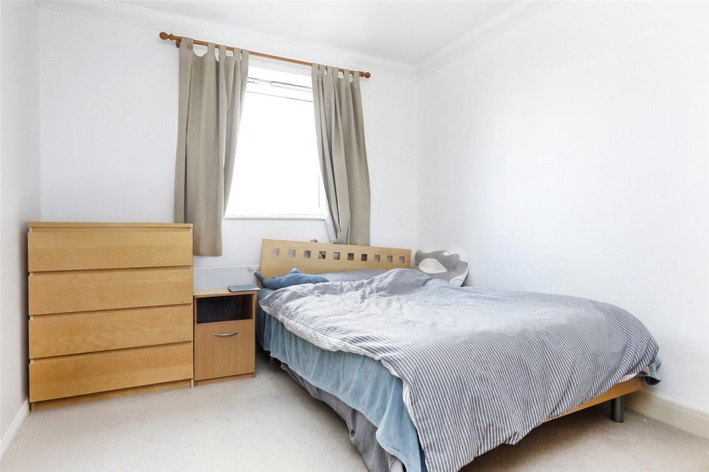 Property photo 3 of 6 Picture No. 02