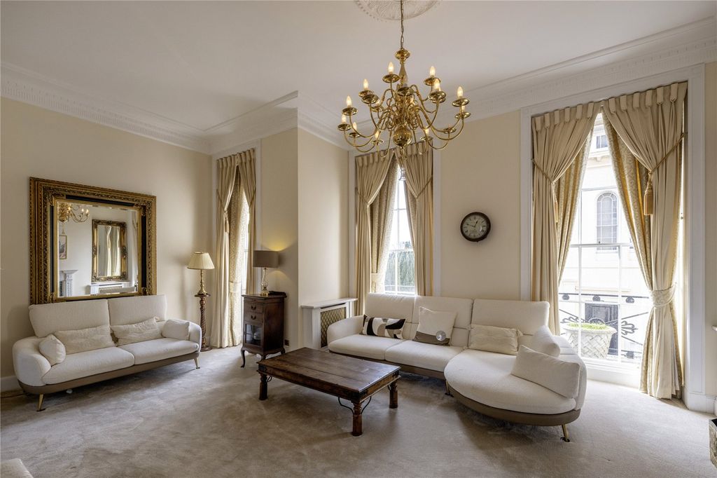 Property photo 3 of 12 Reception Room