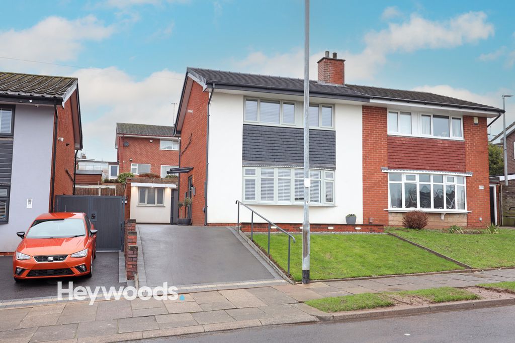 Property photo 1 of 41 099A0336