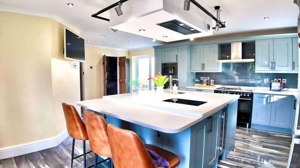 Additional image 14 of 5 bed detached house for saleDarren Ddu Road, Ynysybwl CF37