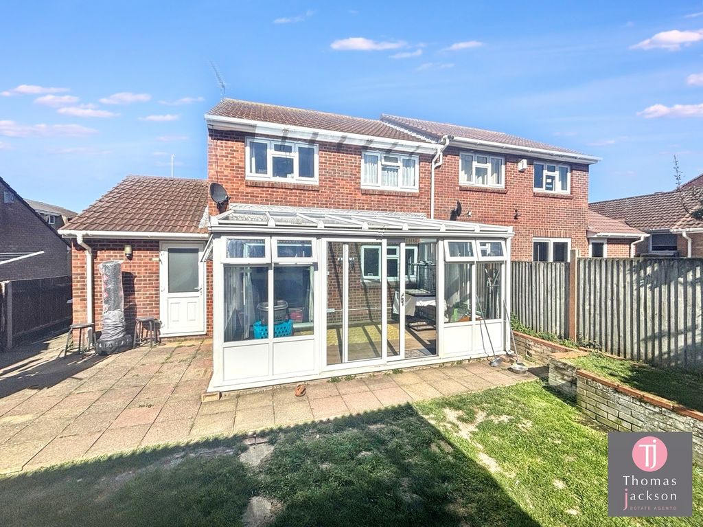 Property photo 2 of 18