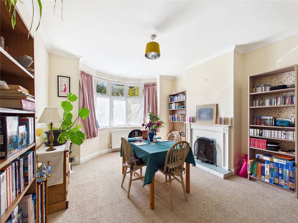 Property photo 3 of 10 Picture No. 06