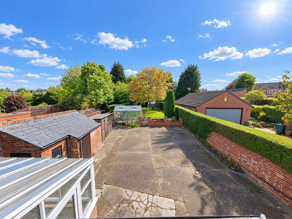 Property photo 2 of 31 Photo 33