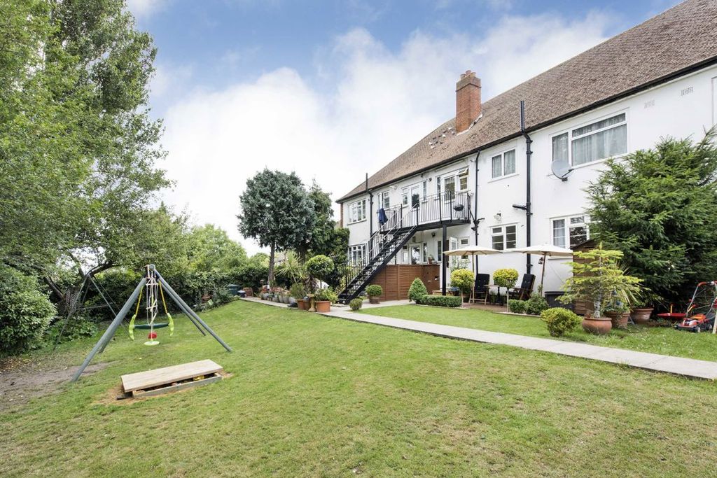 Property photo 2 of 2