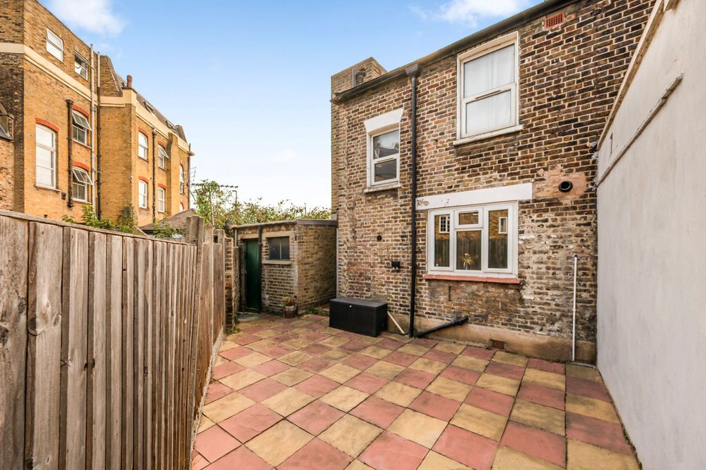 Property photo 2 of 15