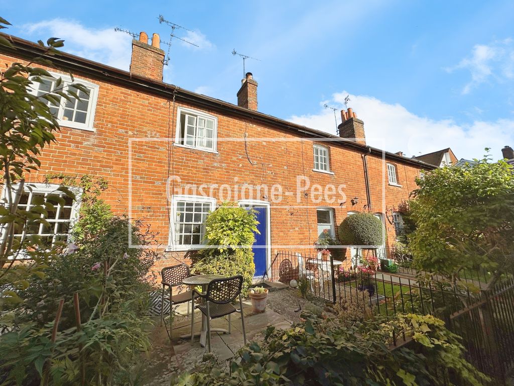 Property photo 1 of 12