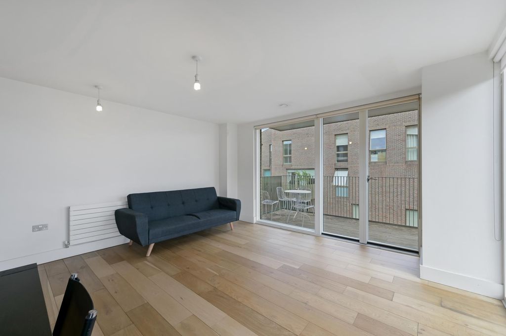 Property photo 3 of 10