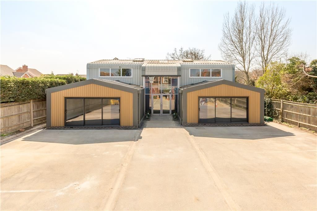 Property photo 1 of 9 Photo 2