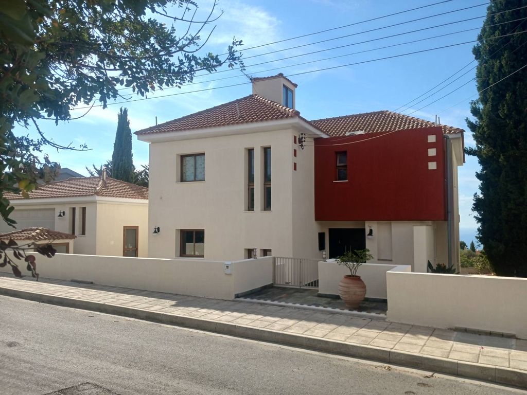 Property photo 1 of 49