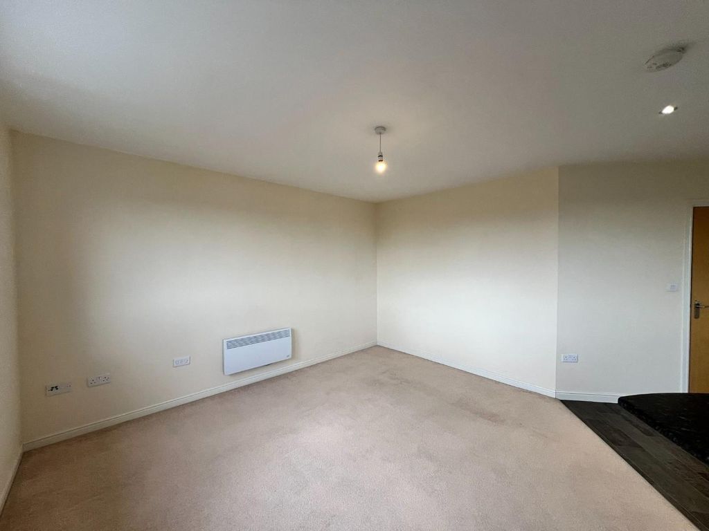 Property photo 2 of 13 Img_3674.Jpeg