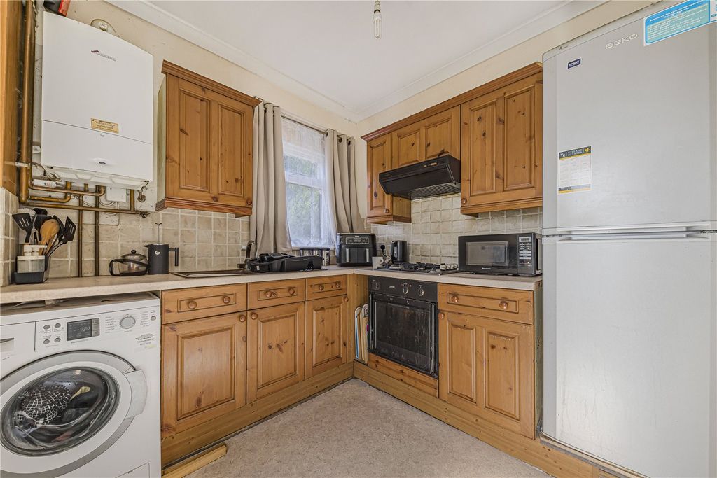 Property photo 3 of 14 Kitchen