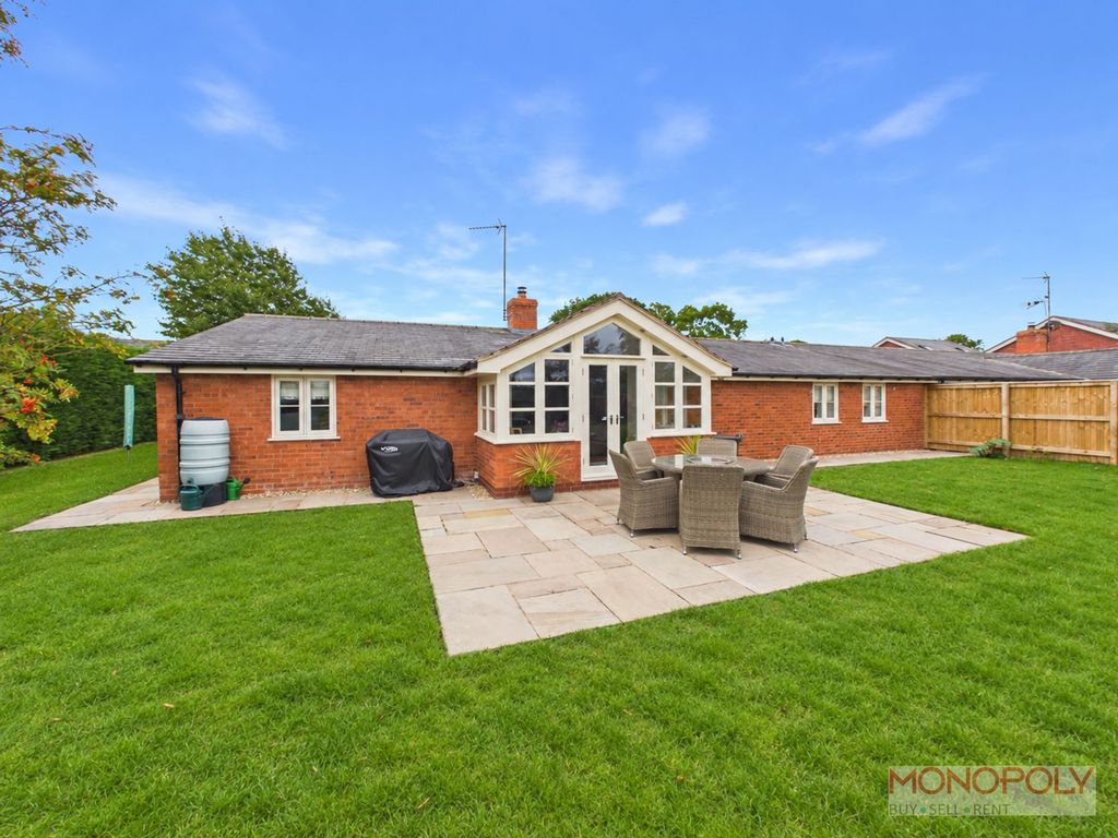 Property photo 1 of 32