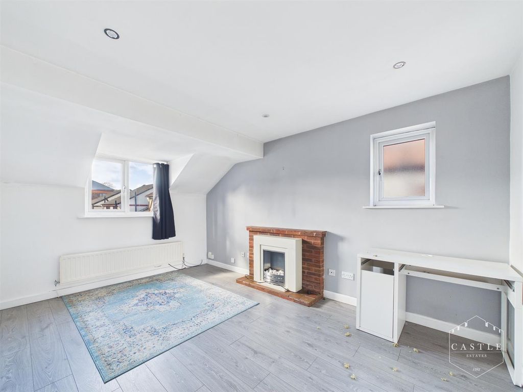 Property photo 3 of 6 Cam02833G0-Pr0759-Still001.Jpg