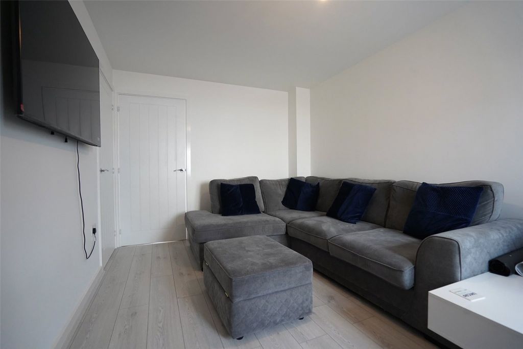 Property photo 3 of 14 Picture No. 08