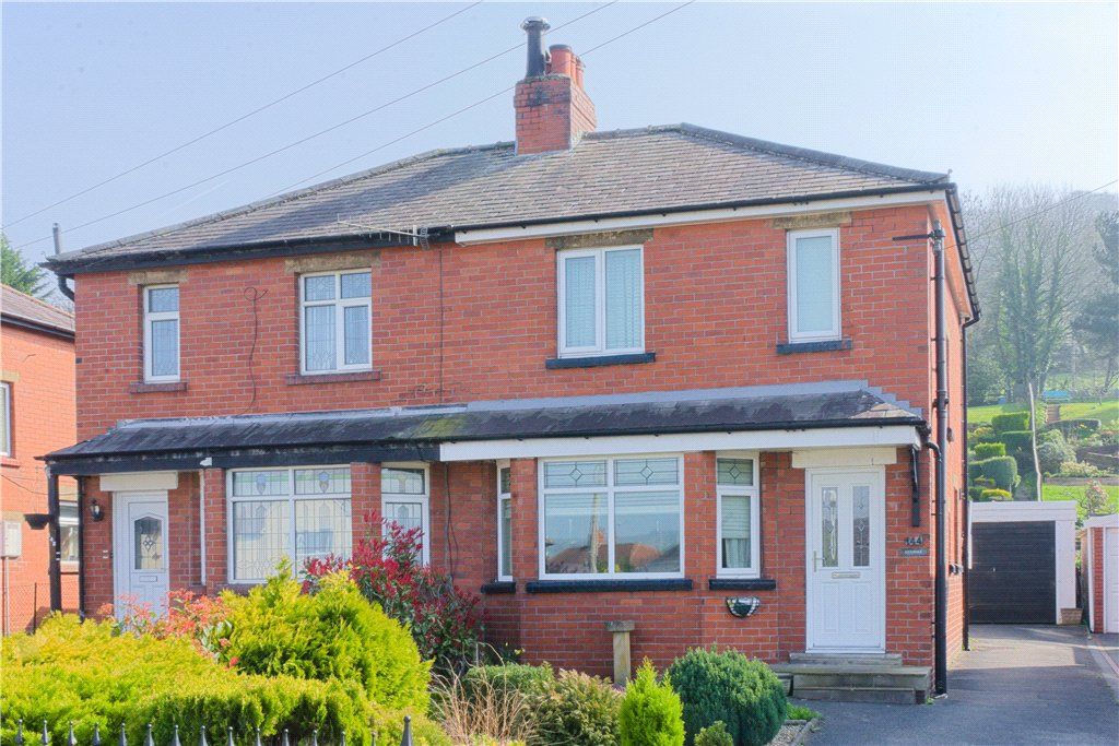 Property photo 1 of 17 Front