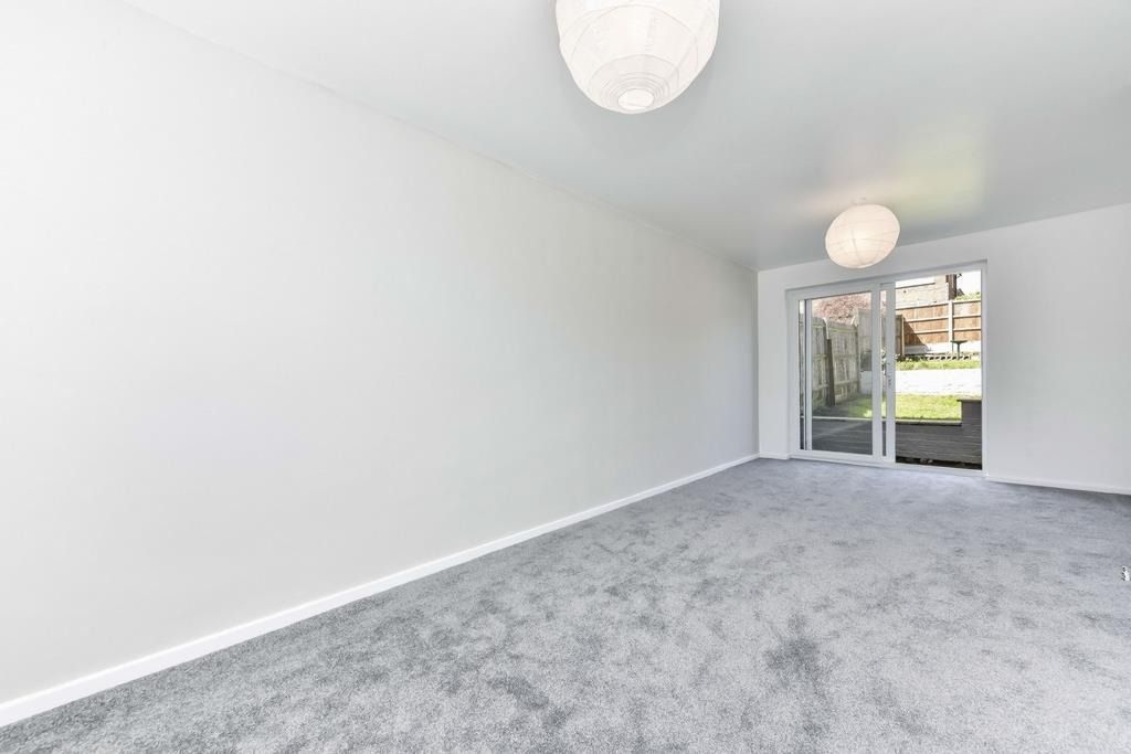 Property photo 3 of 8 4331903