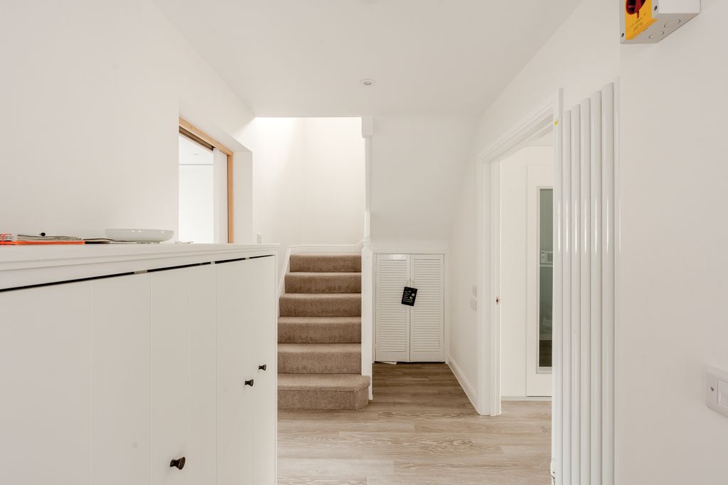 Property photo 2 of 24 Photo 2