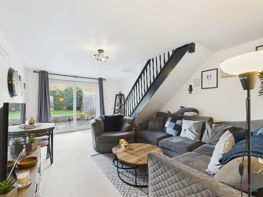 Property photo 2 of 12