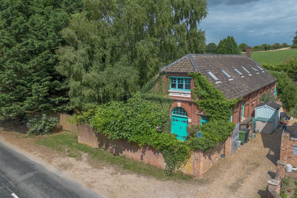 Property photo 1 of 19