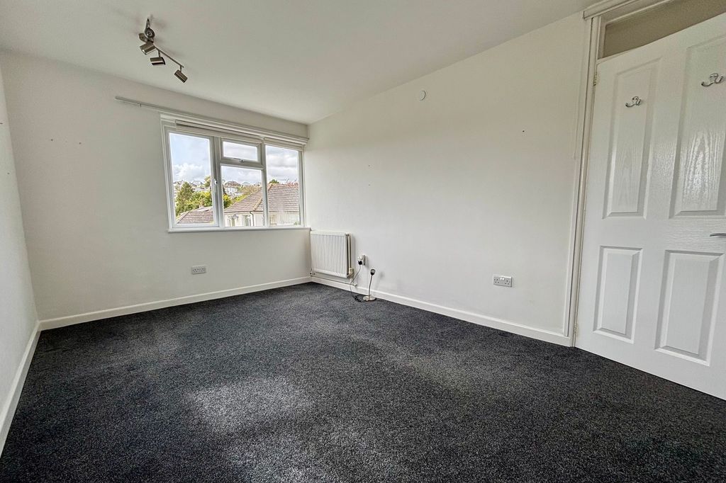 Additional image 8 of 2 bed flat for saleSaracen Way, Penryn TR10