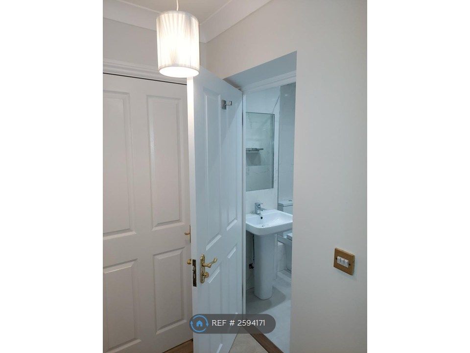 Property photo 2 of 11 Ensuite Bathroom, Newly Refurbished.