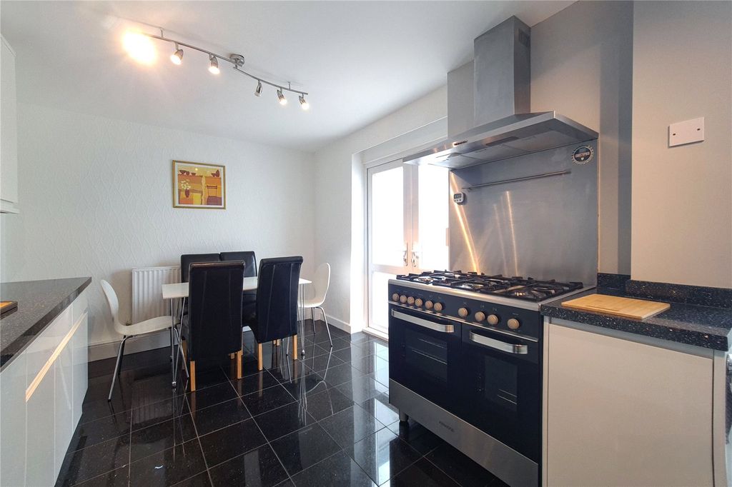 Property photo 2 of 13 Kitchen/Dining Area